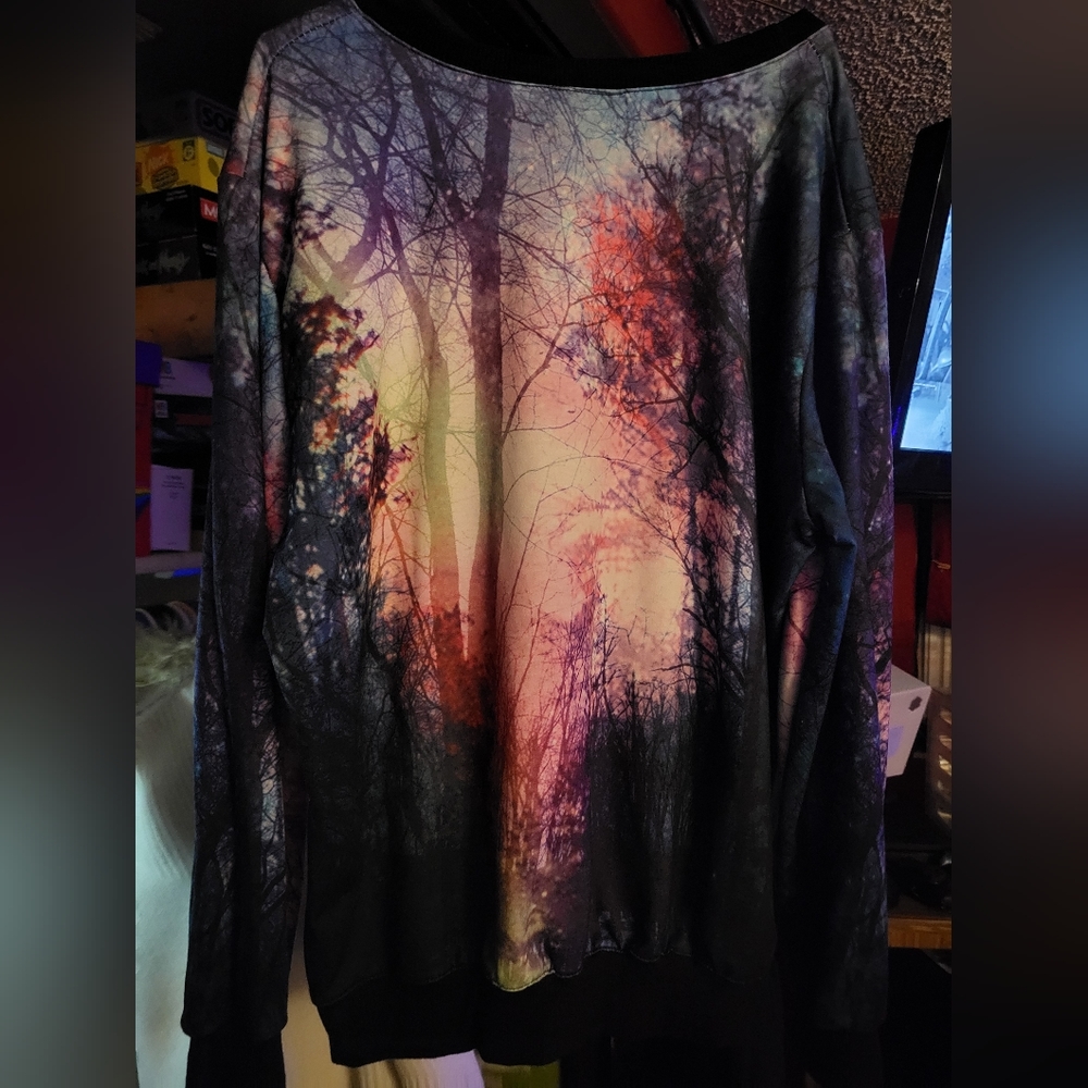Sweater - Picture 3 of 3